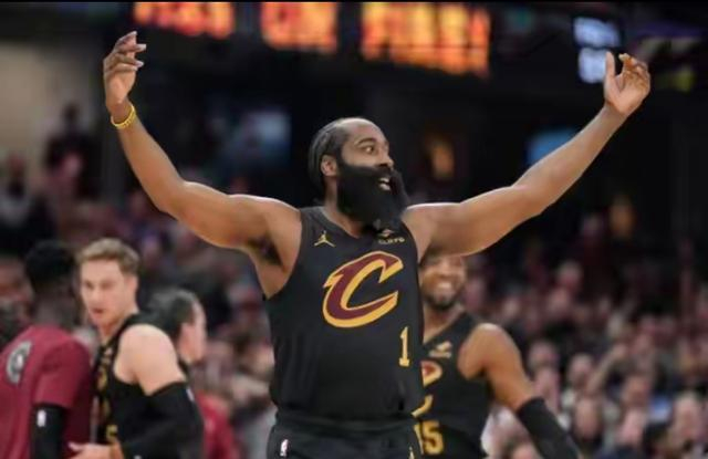 哈登餐厅欠租遭房东封门 法律纠纷牵扯家庭与商