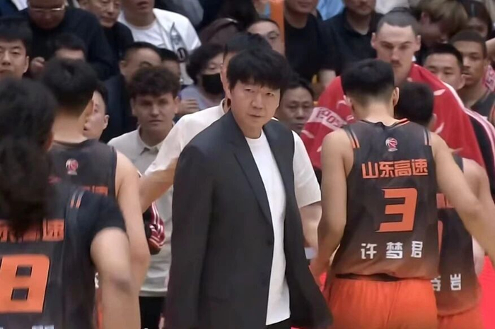 广东男篮绝地反击力克青岛 青岛体能不支难挡逆