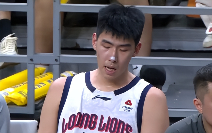 广东男篮力克广州晋级京粤大战